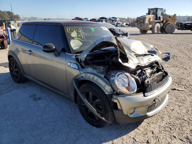 Photo 4 from auction – 2007 MINI COOPER S with VIN WMWMF73517TT85462