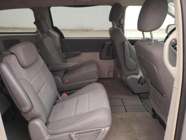 Photo 11 from auction – 2010 CHRYSLER TOWN & COU with VIN 2A4RR5D17AR177014