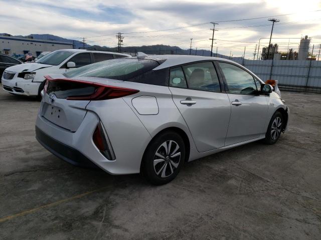 Photo 3 from auction – 2018 TOYOTA PRIUS PRIM with VIN JTDKARFP7J3101079