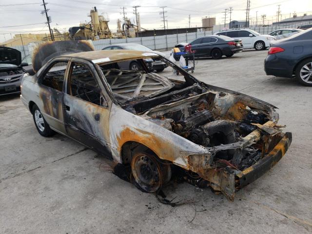 Photo 4 from auction – 2000 TOYOTA CAMRY CE with VIN 4T1BG22K5YU689855
