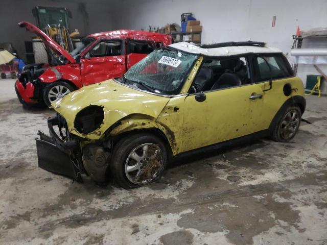 MINI COOPER 2010 with VIN WMWMF3C50ATZ27084 - Photo from auction