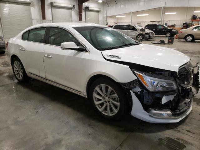Photo 4 from auction – 2016 BUICK LACROSSE with VIN 1G4GB5G32GF232026
