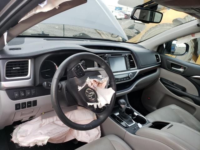 Photo 8 from auction – 2015 TOYOTA HIGHLANDER with VIN 5TDDKRFH5FS144291
