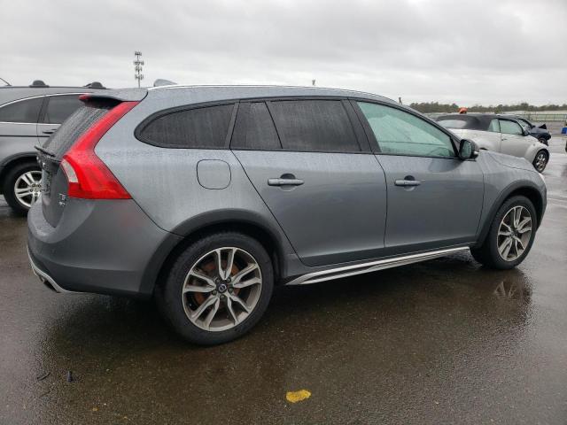 Photo 3 from auction – 2018 VOLVO V60 CROSS with VIN YV440MWKXJ2059352