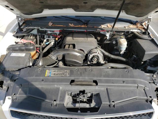 Photo 11 from auction – 2008 CHEVROLET SUBURBAN C with VIN 3GNFC16088G255332