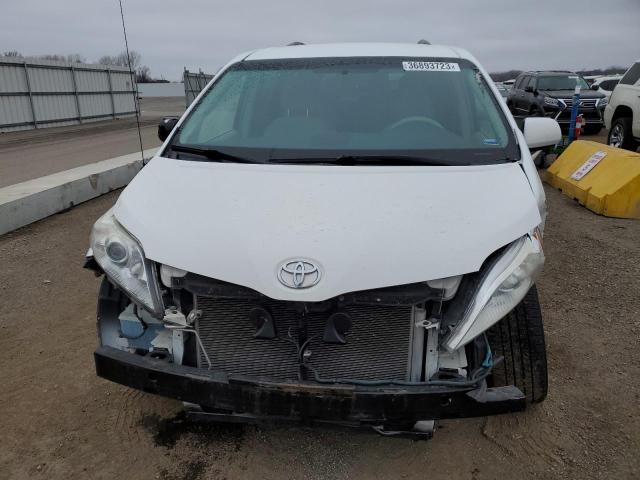 Photo 5 from auction – 2011 TOYOTA SIENNA LE with VIN 5TDKK3DC2BS149860