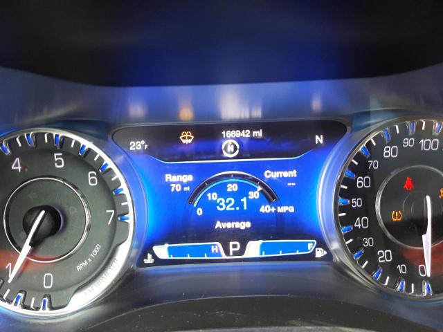 Photo 9 from auction – 2015 CHRYSLER 200 C with VIN 1C3CCCCB9FN704703