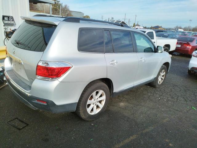 Photo 3 from auction – 2012 TOYOTA HIGHLANDER with VIN 5TDBK3EH4CS162220