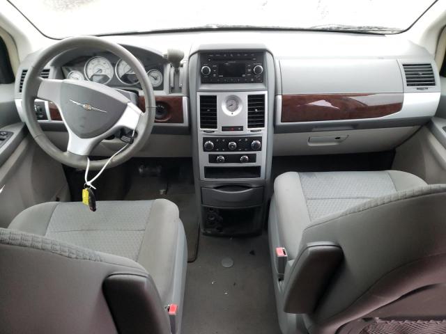 Photo 8 from auction – 2010 CHRYSLER TOWN & COU with VIN 2A4RR5D17AR177014