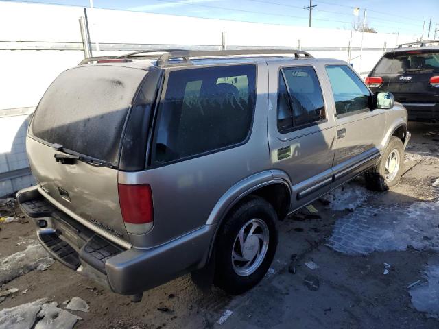 Photo 3 from auction – 2001 CHEVROLET BLAZER with VIN 1GNDT13W312142791