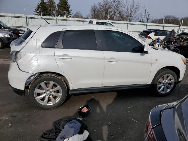 Photo 3 from auction – 2014 MITSUBISHI OUTLANDER with VIN 4A4AP3AU4EE028020