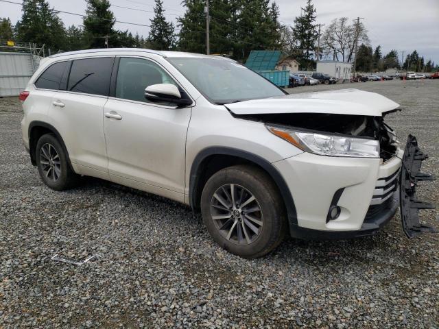 Foto 4 de la subasta – 2017 TOYOTA HIGHLANDER con VIN 5TDJZRFH7HS420746