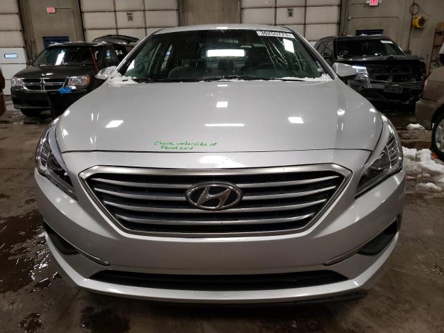 Photo 5 from auction – 2017 HYUNDAI SONATA SE with VIN 5NPE24AF8HH512985