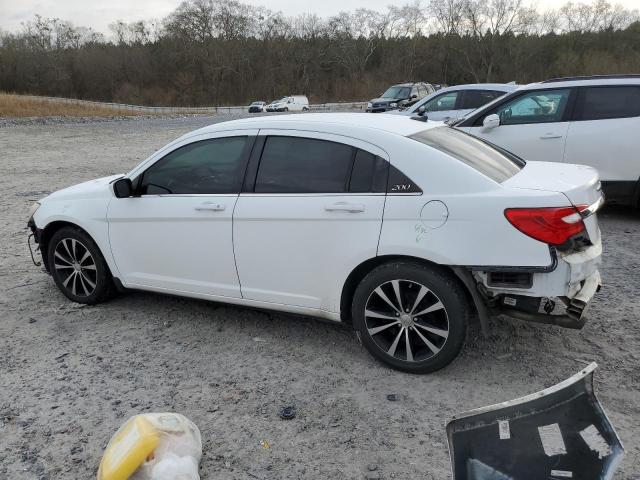 Photo 2 from auction – 2014 CHRYSLER 200 LIMITE with VIN 1C3CCBCGXEN135364