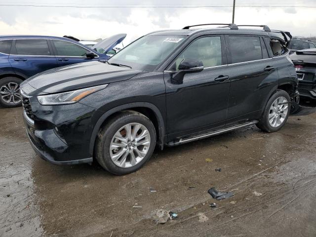 TOYOTA HIGHLANDER 2022 with VIN 5TDDZRBH7NS563775 - Photo from auction
