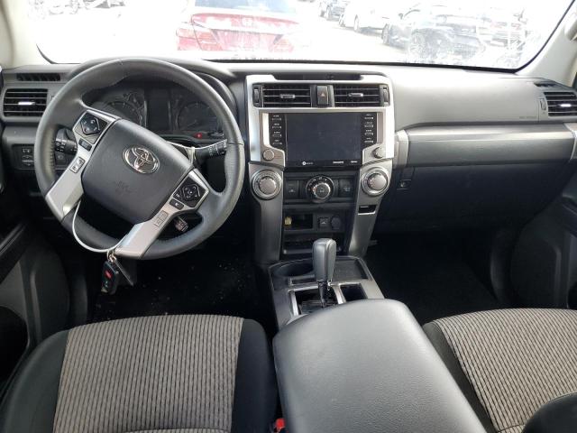 Photo 8 from auction – 2022 TOYOTA 4RUNNER SR with VIN JTEEU5JR1N5265892