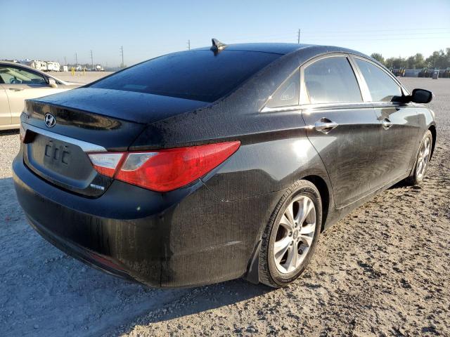 Photo 3 from auction – 2011 HYUNDAI SONATA SE with VIN 5NPEC4AC2BH227323