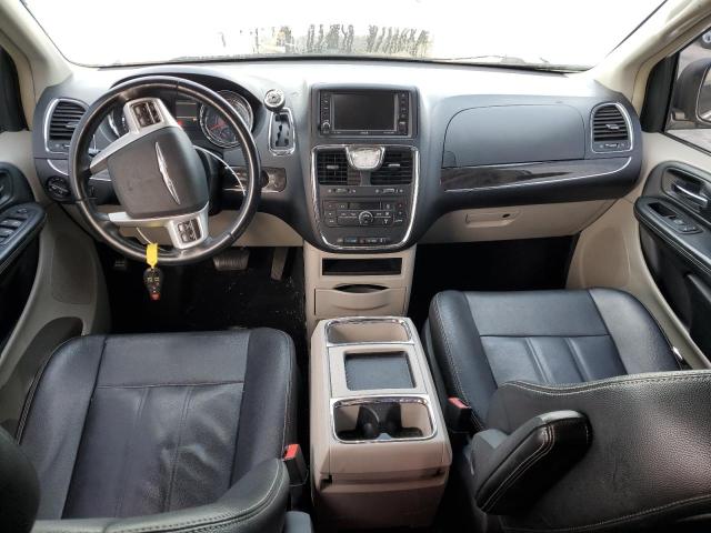 Photo 8 from auction – 2016 CHRYSLER TOWN & COU with VIN 2C4RC1BG4GR299104
