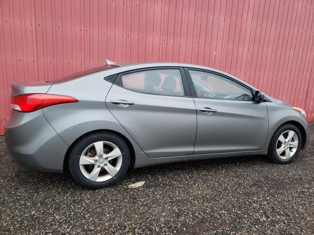 Photo 3 from auction – 2013 HYUNDAI ELANTRA GL with VIN 5NPDH4AE2DH339976