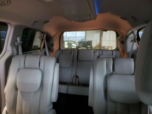 Photo 10 from auction – 2012 CHRYSLER TOWN & COU with VIN 2C4RC1CG7CR386908