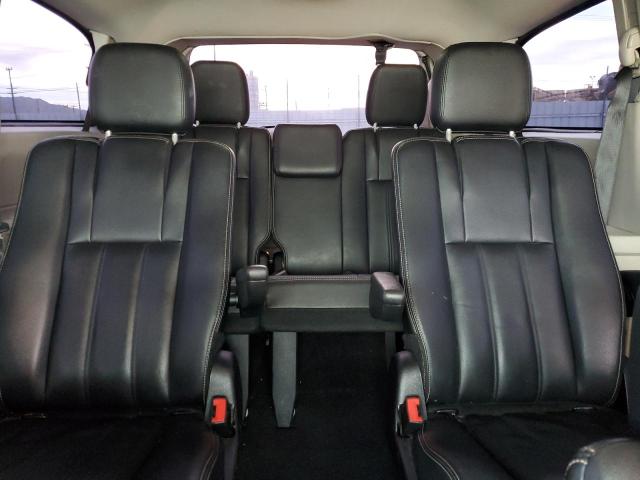 Photo 10 from auction – 2016 CHRYSLER TOWN & COU with VIN 2C4RC1BG4GR299104