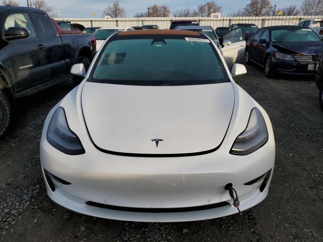 Photo 5 from auction – 2018 TESLA MODEL 3 with VIN 5YJ3E1EA2JF153097