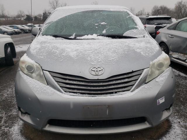 Photo 5 from auction – 2013 TOYOTA SIENNA XLE with VIN 5TDYK3DC2DS375815