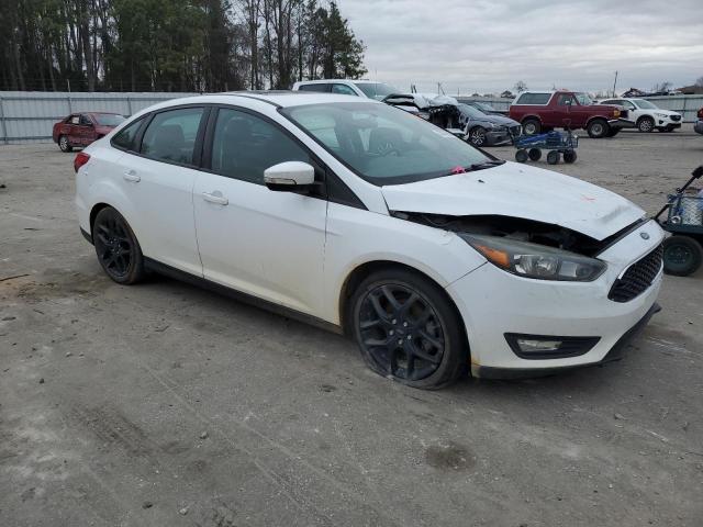 Photo 4 from auction – 2016 FORD FOCUS SE with VIN 1FADP3F27GL329929