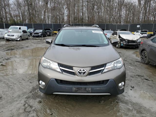 Photo 5 from auction – 2015 TOYOTA RAV4 XLE with VIN 2T3RFREV4FW253194