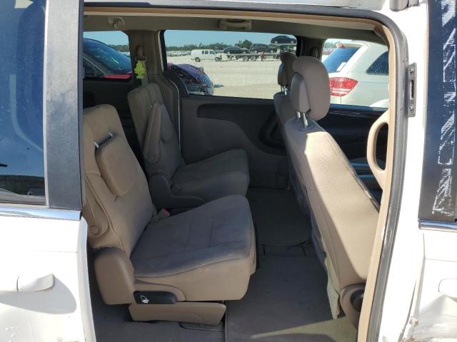 Photo 11 from auction – 2011 CHRYSLER TOWN & COU with VIN 2A4RR5DG6BR747400