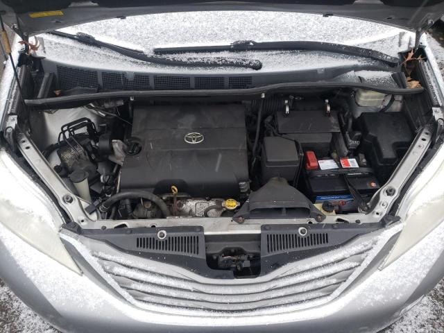 Photo 12 from auction – 2013 TOYOTA SIENNA XLE with VIN 5TDYK3DC2DS375815