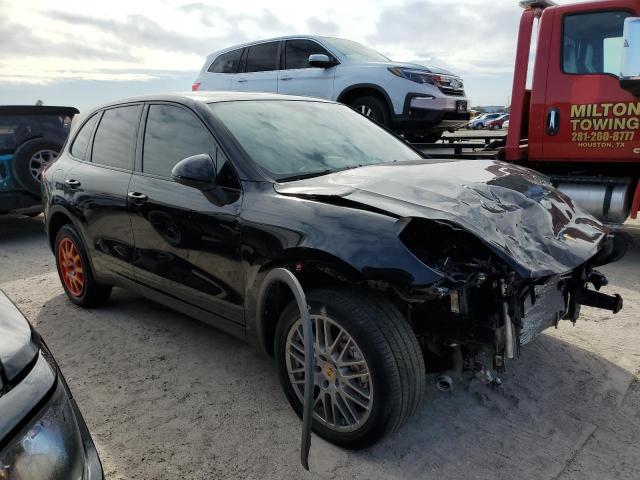 Photo 4 from auction – 2017 PORSCHE CAYENNE S with VIN WP1AB2A22HLA52099