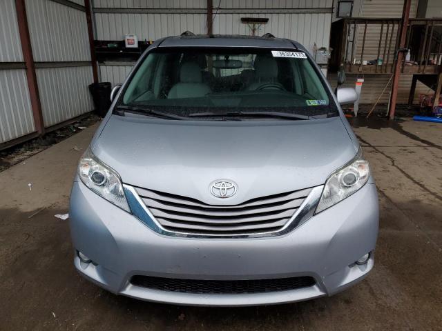 Photo 5 from auction – 2016 TOYOTA SIENNA XLE with VIN 5TDYK3DC1GS736083