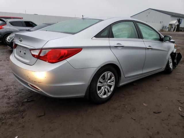 Photo 3 from auction – 2012 HYUNDAI SONATA GLS with VIN 5NPEB4AC0CH483299