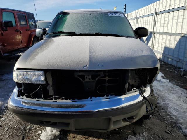 Photo 5 from auction – 2001 CHEVROLET BLAZER with VIN 1GNDT13W312142791