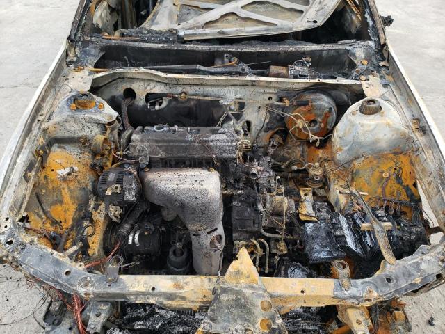 Photo 11 from auction – 2000 TOYOTA CAMRY CE with VIN 4T1BG22K5YU689855