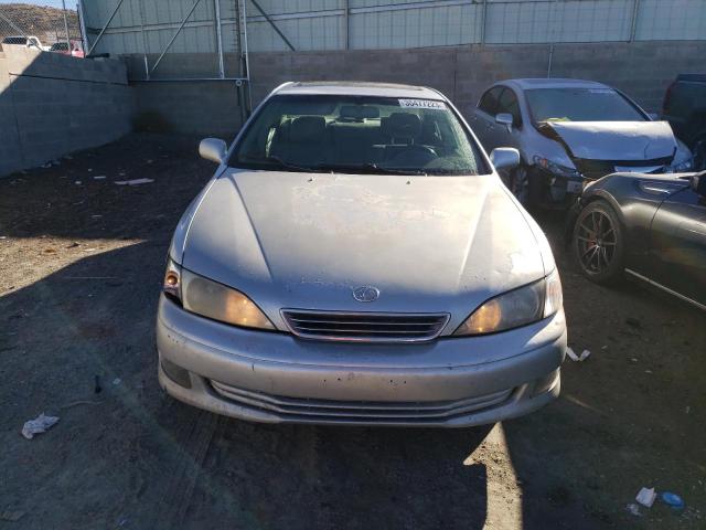 Photo 5 from auction – 2001 LEXUS ES 300 with VIN JT8BF28G215109213