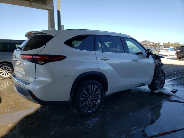 Photo 3 from auction – 2021 TOYOTA HIGHLANDER with VIN 5TDFZRBH9MS123760