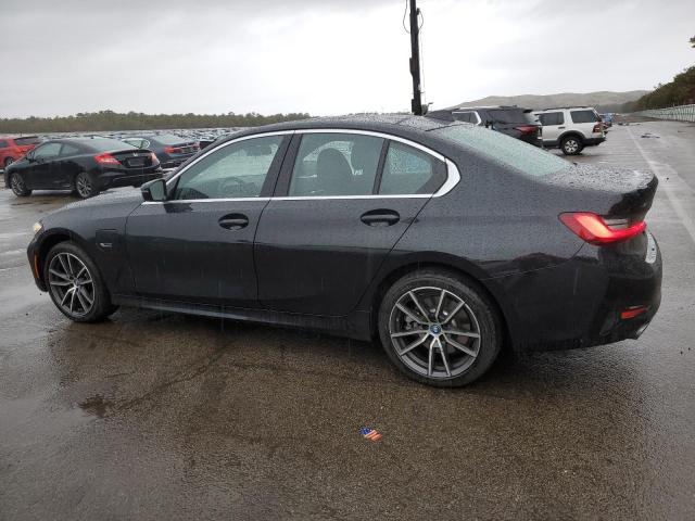 Photo 2 from auction – 2022 BMW 330XE with VIN 3MW5P9J08N8C69863