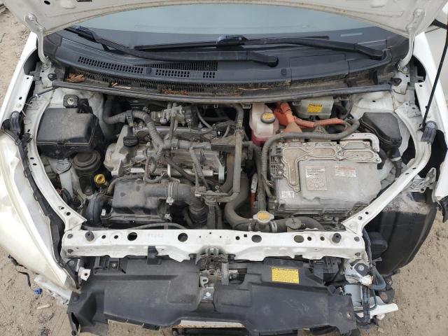 Photo 11 from auction – 2012 TOYOTA PRIUS C with VIN JTDKDTB39C1515275