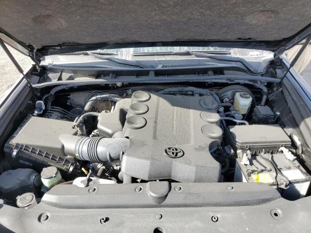 Photo 12 from auction – 2022 TOYOTA 4RUNNER SR with VIN JTEEU5JR1N5265892