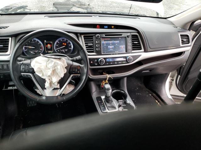 Foto 8 de la subasta – 2017 TOYOTA HIGHLANDER con VIN 5TDJZRFH7HS420746