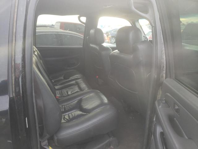 Photo 10 from auction – 2004 CHEVROLET AVALANCHE with VIN 3GNGK22G44G130449