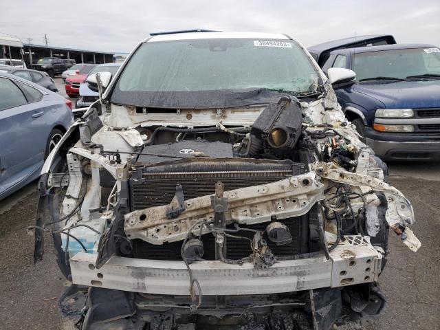 Photo 5 from auction – 2017 TOYOTA HIGHLANDER with VIN 5TDBZRFH7HS379510