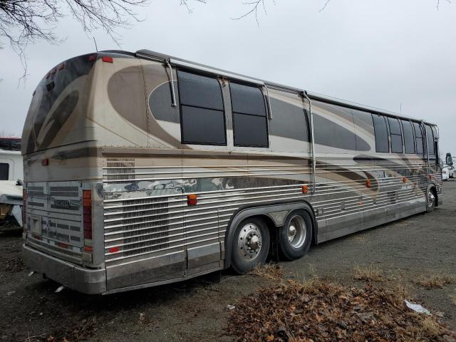 Photo 4 from auction – 2000 PREVOST BUS with VIN 2PCM33494X1026778