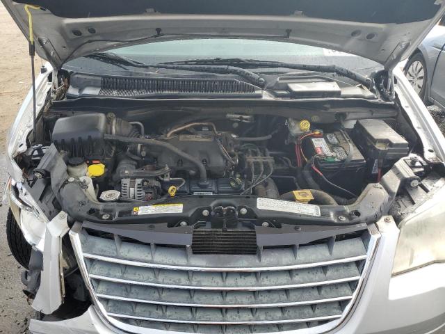 Photo 12 from auction – 2010 CHRYSLER TOWN & COU with VIN 2A4RR5D11AR221346
