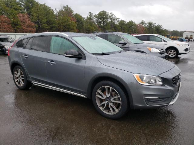 Photo 4 from auction – 2018 VOLVO V60 CROSS with VIN YV440MWKXJ2059352