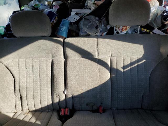 Photo 10 from auction – 1999 CHEVROLET BLAZER with VIN 1GNDT13W7X2109205