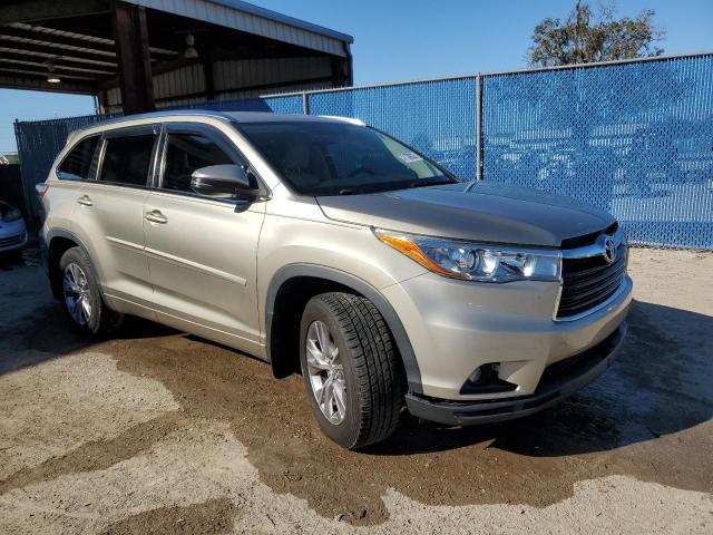 Photo 4 from auction – 2015 TOYOTA HIGHLANDER with VIN 5TDJKRFH0FS073262