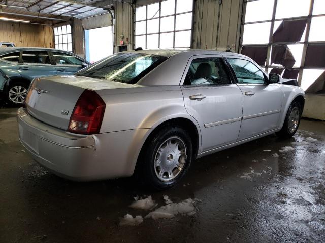 Photo 3 from auction – 2005 CHRYSLER 300 TOURIN with VIN 2C3JA53G85H572514